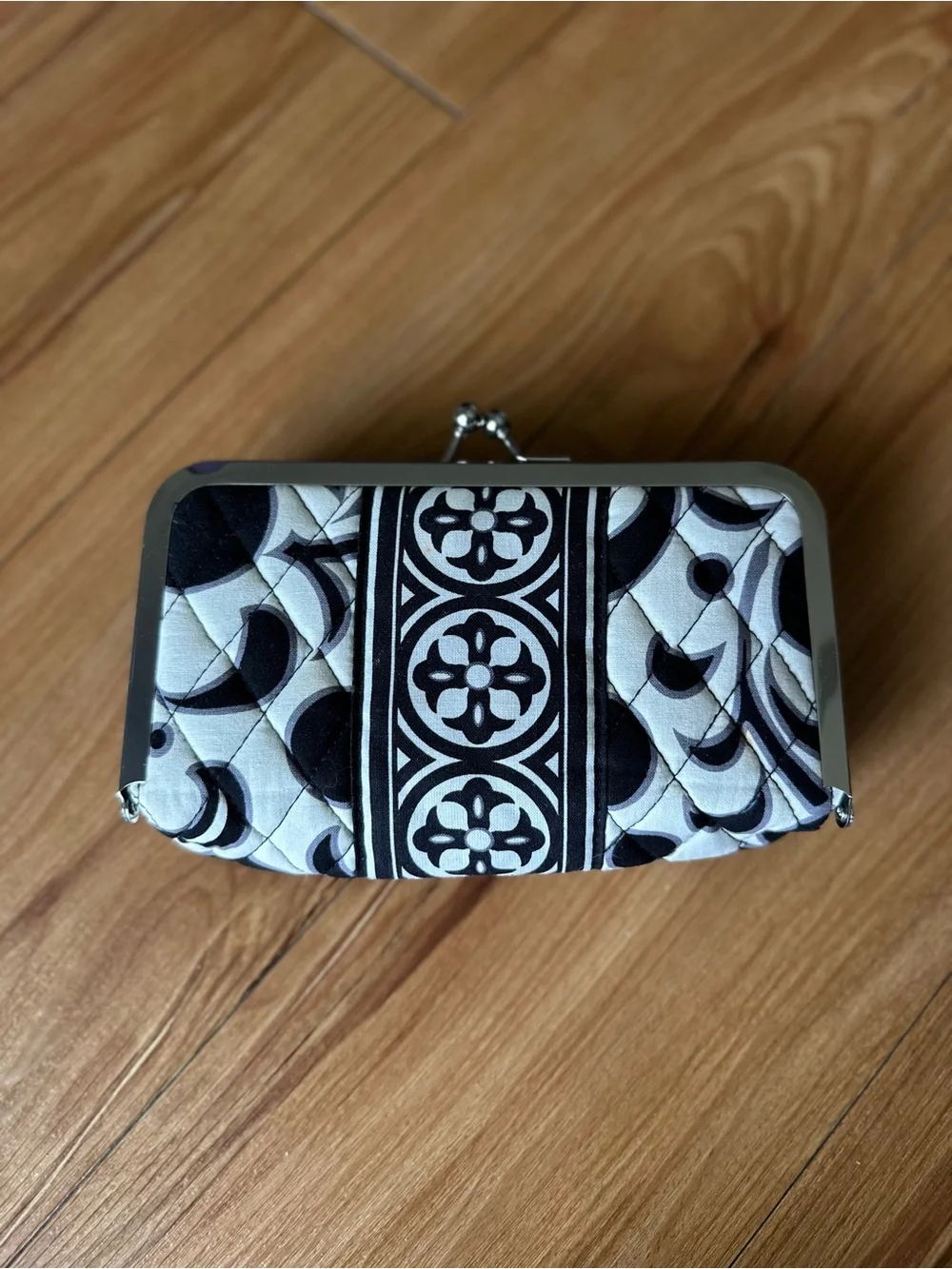 Vera Bradley Black and White Quilted Kisslock Closure Makeup Cosmetic Bag Clutch